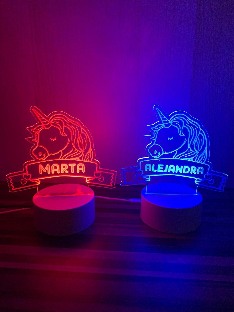 Lampe LED licorne avec prénom – vue 2