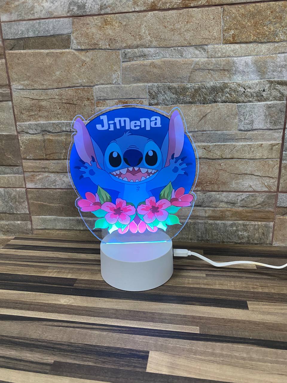 Lampe en couleur Stitch – vue 2
