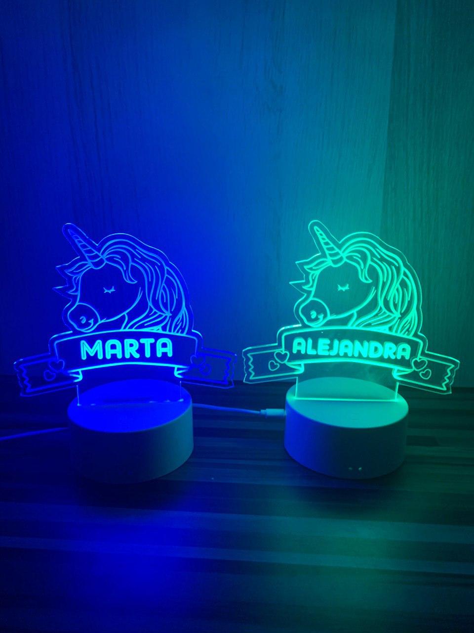 Lampe LED licorne avec prénom