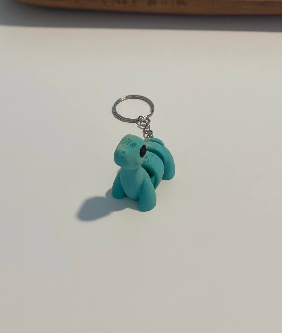 Porte-clés dinosaure diplodocus – vue 3