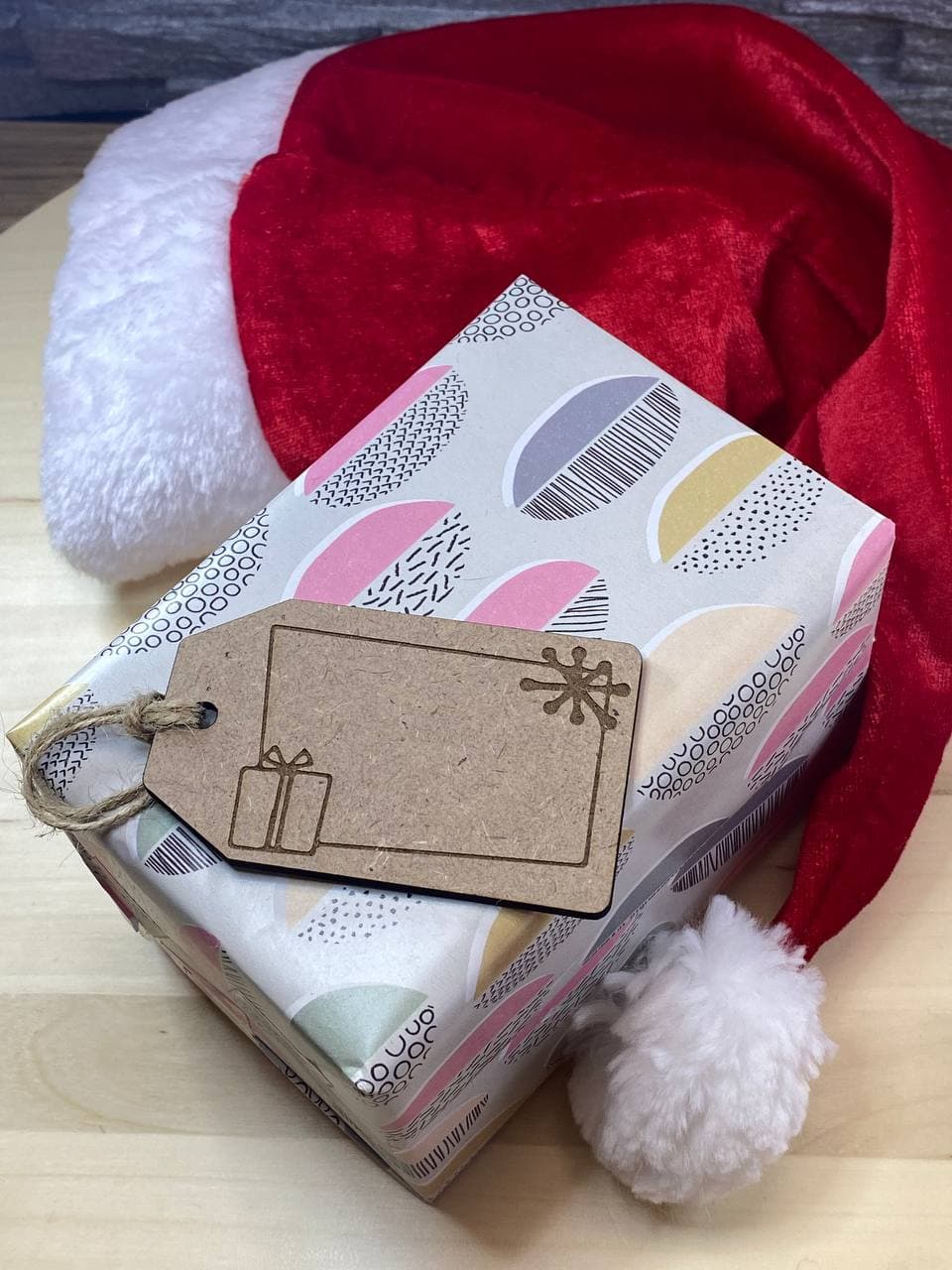 Pack de 5 étiquettes cadeau assorties