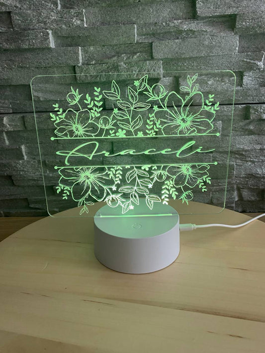 Lampe florale avec prénom