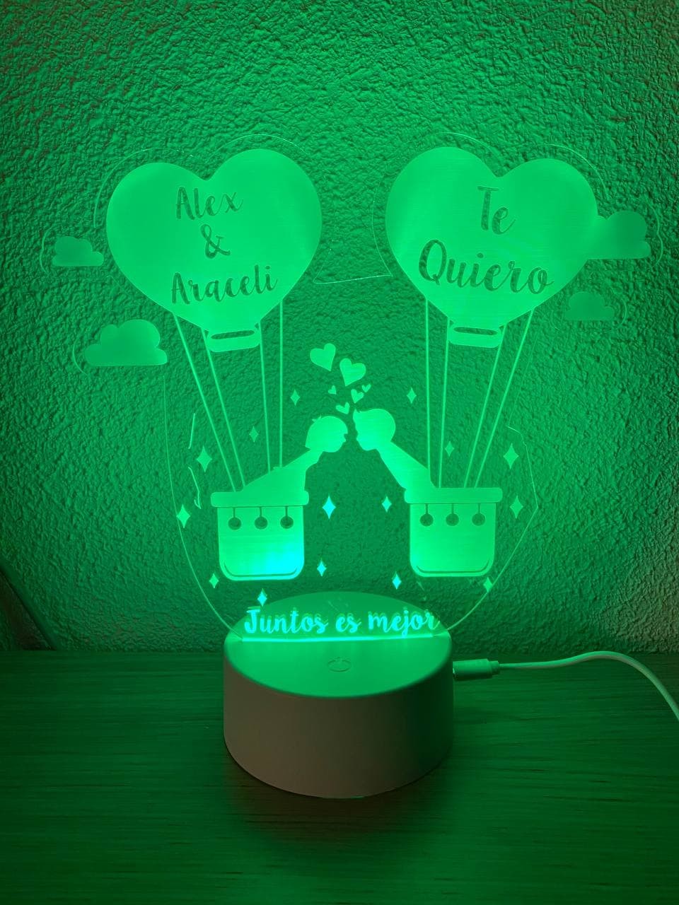 Lampe LED amoureux en montgolfière