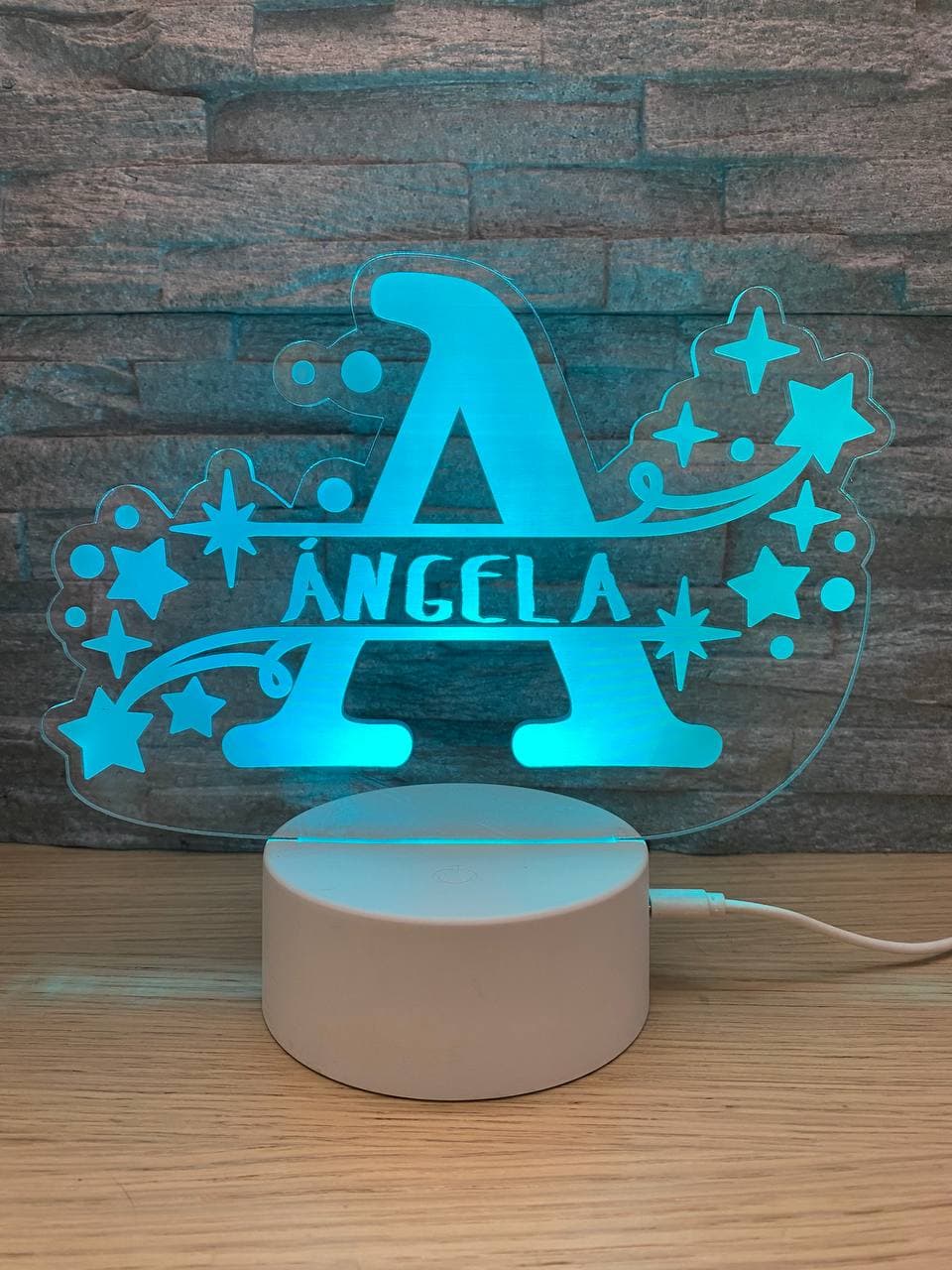 Lampe LED initiale et prénom avec étoiles – vue 2