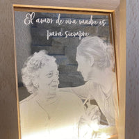 Cadre LED avec photo gravée