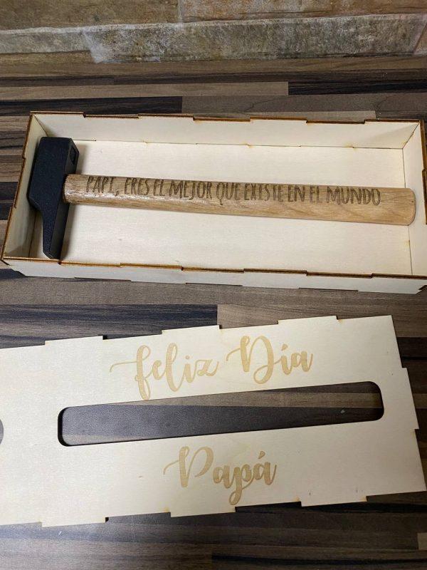 Marteau Gravé Personnalisé — Cadeau Fête des Pères